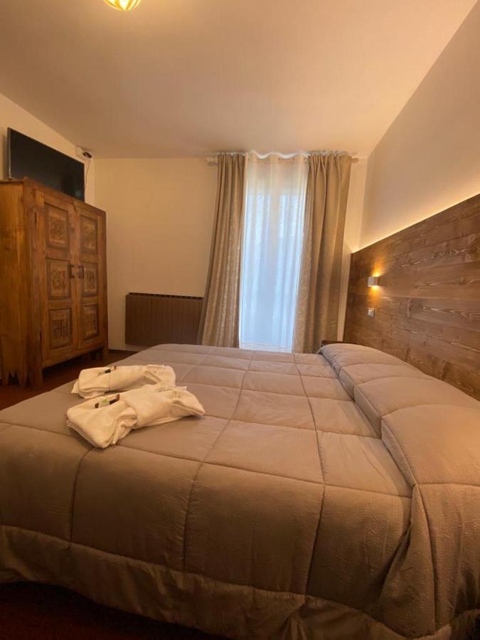 Albergo Quai Monno Exterior foto